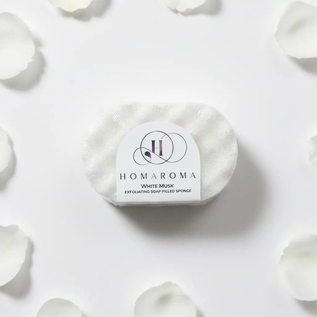 Homaroma White Musk exfoliating soap-filled sponge with a soft, powdery, and floral scent. Convenient for travel and daily use.